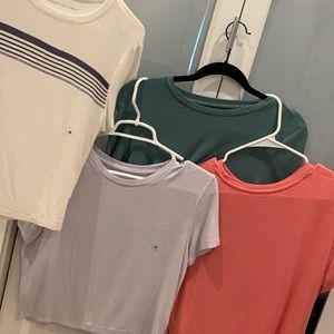 American eagle t-shirt, very comfortable material, super cute on,